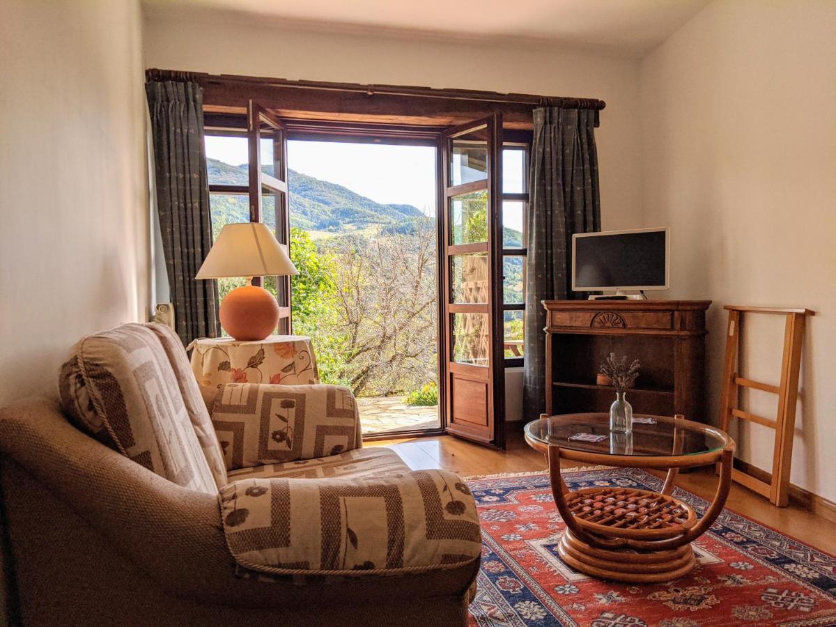 Olmares Terrace Apartment - Picos De Europa Lomena Екстер'єр фото