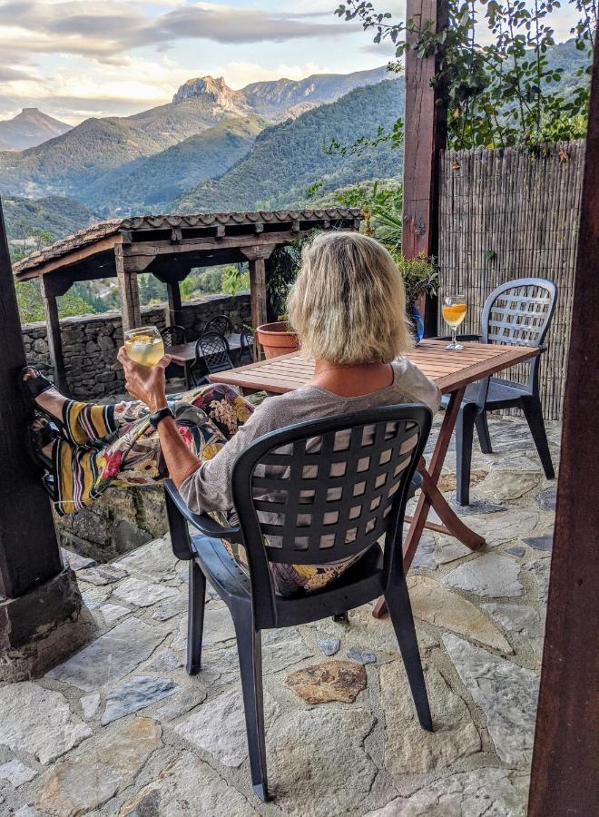 Olmares Terrace Apartment - Picos De Europa Lomena Екстер'єр фото